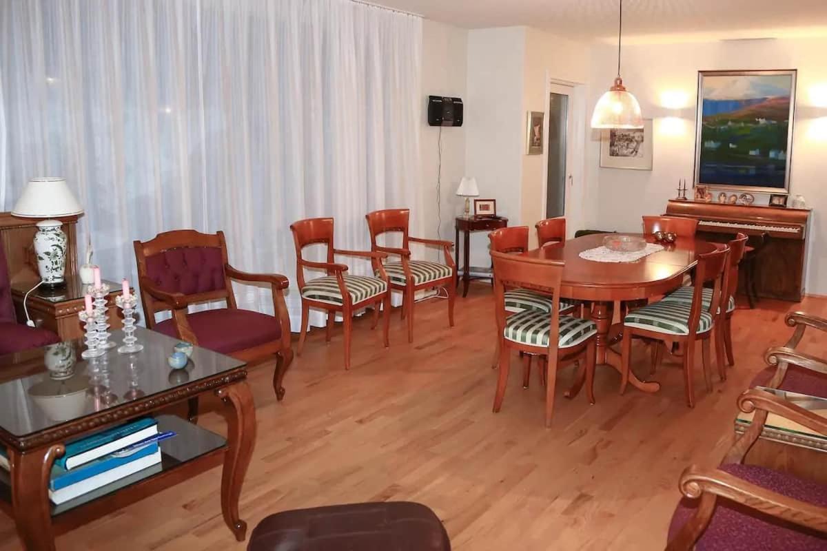 Íbúð með gott andrúmsloft Akureyri Exteriör bild